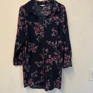 Avenue Black and Pink 3/4 Sleeve Buttoned Tunic